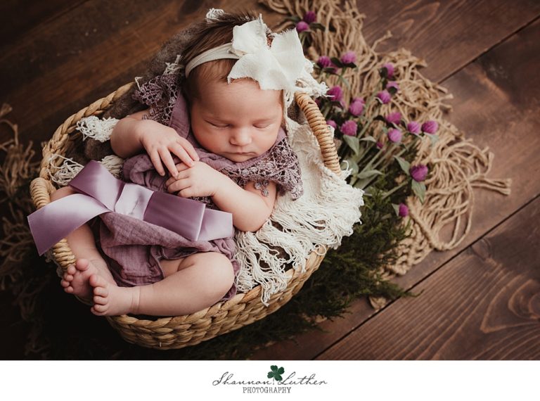 West Monroe Louisiana Newborn Portrait Photographer | Chloe Ann Newborn Studio Mini-Session