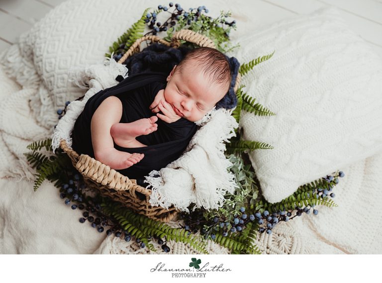 West Monroe Louisiana Newborn Portrait Photographer | Hutson Newborn Studio Portrait Session