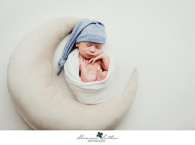 West Monroe Louisiana Newborn Portrait Photographer | Leon Newborn Studio Portrait Mini-Session