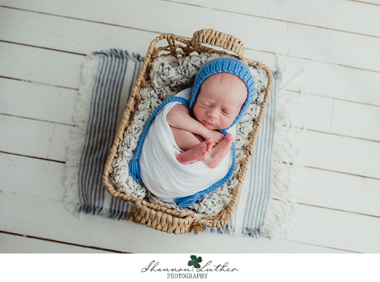 Sterlington Louisiana Newborn Portrait Photographer | Luke Newborn Studio Portrait Session