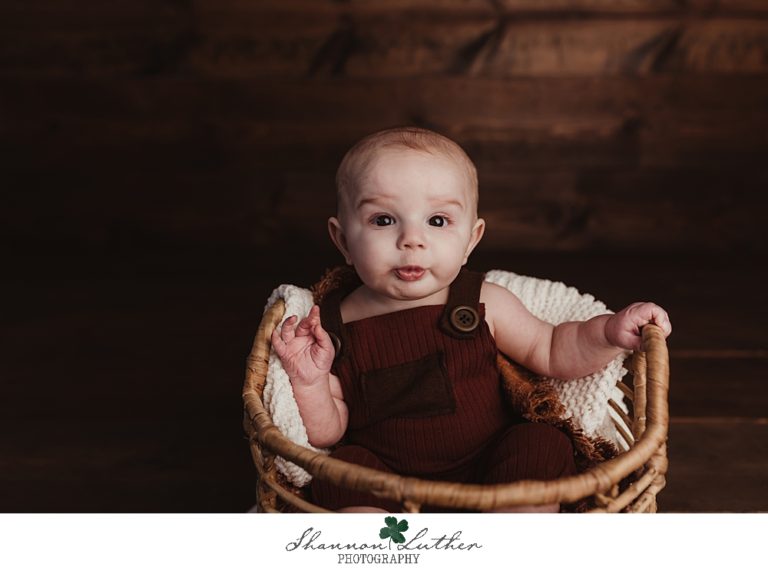 Calhoun Louisiana Infant Portrait Photographer | Callan 6 Month Milestone Studio Portrait Mini-Session