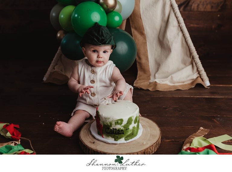 Calhoun Louisiana Infant Portrait Photographer | Callan 12 Month Milestone Studio Portrait Mini-Session