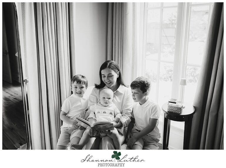 Monroe Louisiana Family Portrait Photographer | Bland Family Lifestyle Portrait Session