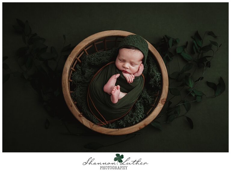 Monroe Louisiana Newborn Portrait Photographer | Sonny Newborn Studio Portrait Session
