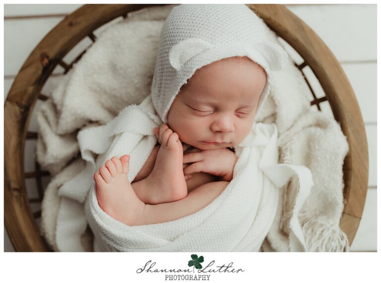 Monroe Louisiana Newborn Portrait Photographer | Atlas Newborn Studio Portrait Session