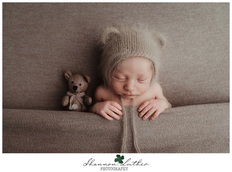 Monroe Louisiana Newborn Portrait Photographer | Ellis Newborn Studio Portrait Session