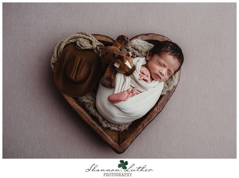 Monroe Louisiana Newborn Portrait Photographer | Jaime Newborn Studio Portrait Petite Session